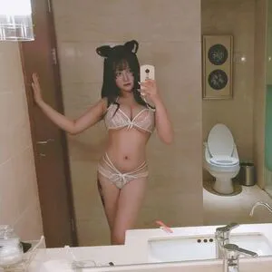 Yorkie OnlyFans Leaked Free Thumbnail Picture - #QF9FyX124d