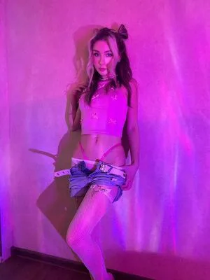 Youlimi OnlyFans Leaked Free Thumbnail Picture - #j4cu8CFJov