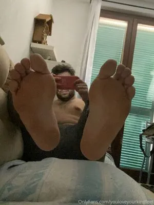 Youloveyourkingfeet OnlyFans Leaked Free Thumbnail Picture - #r9t1GjkTey