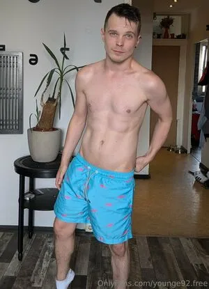 Younge92 Free OnlyFans Leaked Free Thumbnail Picture - #V1Jps69Jb5