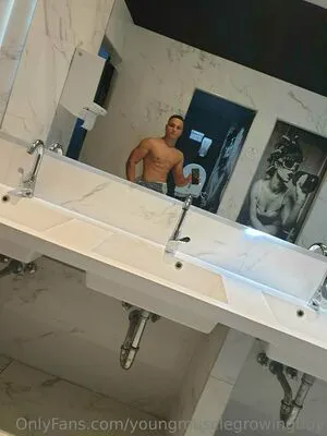 Youngmusclegrowingboy OnlyFans Leaked Free Thumbnail Picture - #80XhR1auSX