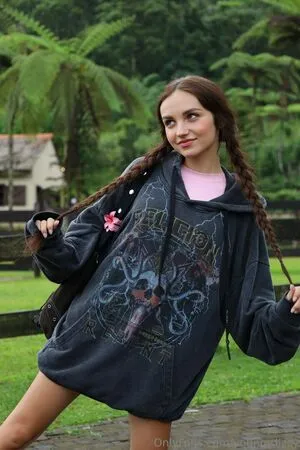 Youngy Lizzy OnlyFans Leaked Free Thumbnail Picture - #KnABadudhP