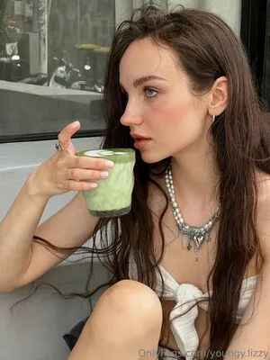 Youngy Lizzy OnlyFans Leaked Free Thumbnail Picture - #c8YnsSfVl9