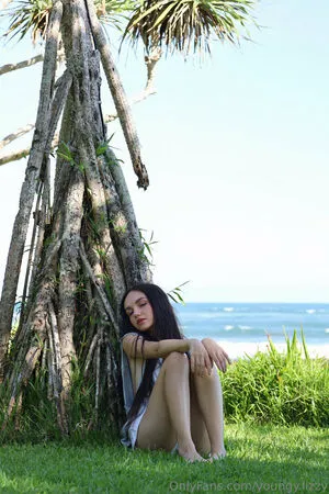 Youngy Lizzy OnlyFans Leaked Free Thumbnail Picture - #dJ9oSnetX1