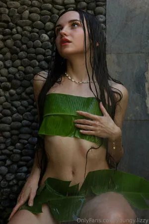 Youngy Lizzy OnlyFans Leaked Free Thumbnail Picture - #k2ZZk1Fk0o