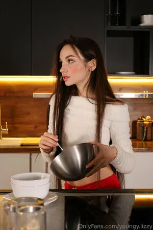 Youngy Lizzy OnlyFans Leaked Free Thumbnail Picture - #vfHQ998EKw