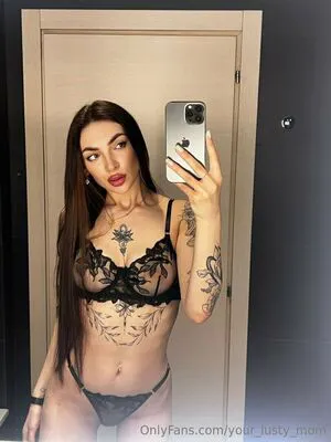 Your Lusty Mom OnlyFans Leaked Free Thumbnail Picture - #DbJIFRUs3d