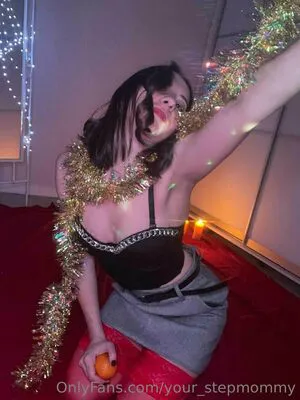 Your Stepmommy OnlyFans Leaked Free Thumbnail Picture - #yhuVpyIRAs