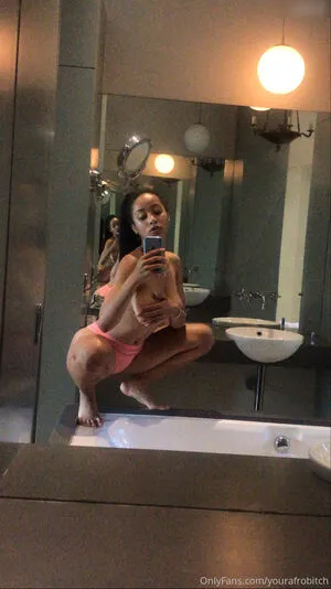 Yourafrobitch OnlyFans Leaked Free Thumbnail Picture - #2dVkGx554v