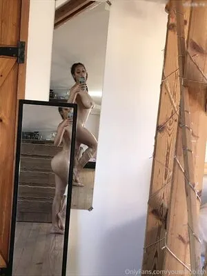 Yourafrobitch OnlyFans Leaked Free Thumbnail Picture - #39n15blAT7