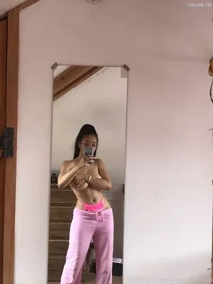 Yourafrobitch OnlyFans Leaked Free Thumbnail Picture - #4Jsm3DA1PD