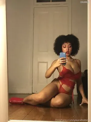 Yourafrobitch OnlyFans Leaked Free Thumbnail Picture - #9sAKMiZtK1
