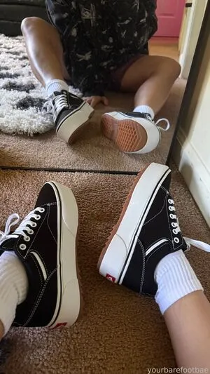 Yourbarefootbae OnlyFans Leaked Free Thumbnail Picture - #oT8cUdMOR7