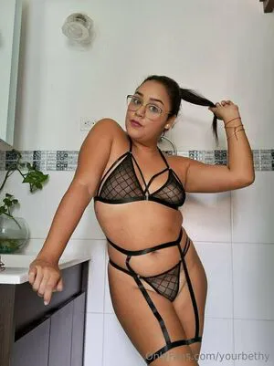Yourbethy OnlyFans Leaked Free Thumbnail Picture - #iG2HQwBbto