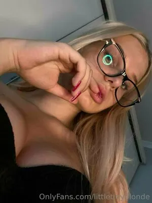 Yourblondiewiki OnlyFans Leaked Free Thumbnail Picture - #midRL3bc6Y