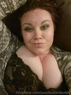 Yourbuxombuddy OnlyFans Leaked Free Thumbnail Picture - #4EtTBZFm3L