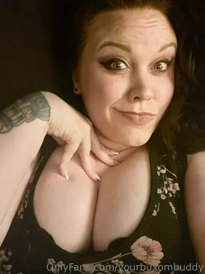 Yourbuxombuddy OnlyFans Leaked Free Thumbnail Picture - #YRsUF2Ivbq