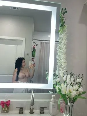 Yourfavaly OnlyFans Leaked Free Thumbnail Picture - #LSGRxFlrXt