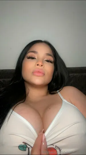 Yourfavbxtch OnlyFans Leaked Free Thumbnail Picture - #X6oJ1HXkAJ