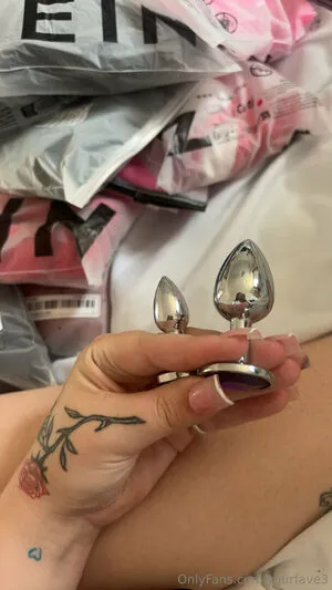 Yourfave3 OnlyFans Leaked Free Thumbnail Picture - #8kcwoGC6vr