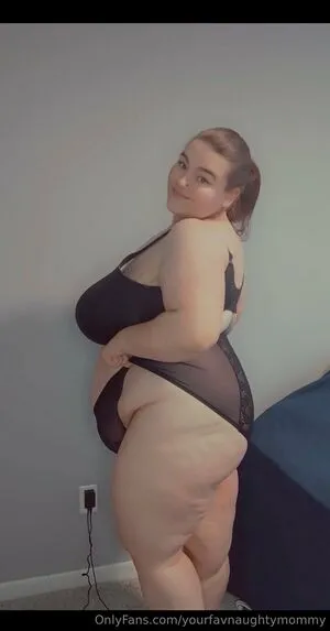 Yourfavnaughtymommy OnlyFans Leaked Free Thumbnail Picture - #ElTz8YNsRy
