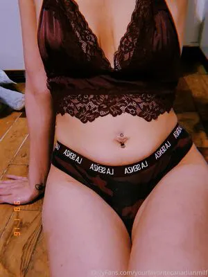 Yourfavoritecanadianmilf OnlyFans Leaked Free Thumbnail Picture - #3wANj0sH1z
