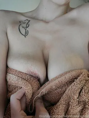 Yourfavoritecanadianmilf OnlyFans Leaked Free Thumbnail Picture - #Gcfgxca8zb
