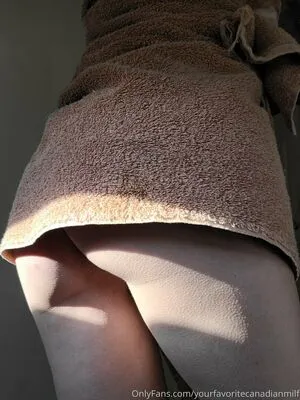 Yourfavoritecanadianmilf OnlyFans Leaked Free Thumbnail Picture - #xAMVyEH5oG
