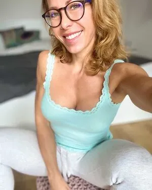 Yourfriendshotmomvip OnlyFans Leaked Free Thumbnail Picture - #d4IWLoHYOq