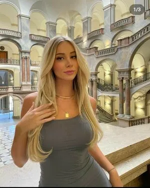 Yourgirlameliaaa OnlyFans Leaked Free Thumbnail Picture - #4xPFqBwaXl