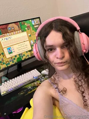 Yourgirlclo02 OnlyFans Leaked Free Thumbnail Picture - #fOWzLWmPRs