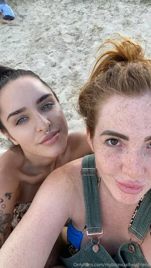 Yourlesbianfantasyy OnlyFans Leaked Free Thumbnail Picture - #9whtAdFziN