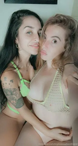 Yourlesbianfantasyy OnlyFans Leaked Free Thumbnail Picture - #TDaN5kBSCI