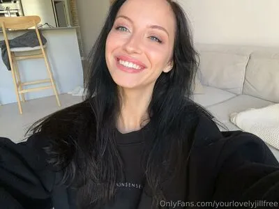 Yourlovelyjillfree OnlyFans Leaked Free Thumbnail Picture - #2JcAZjM6Cg