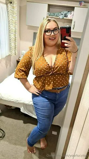 Yourlucyloo OnlyFans Leaked Free Thumbnail Picture - #MLSrg1ZmSf