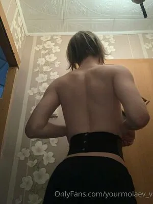 Yourmolaev V OnlyFans Leaked Free Thumbnail Picture - #1lrWTFOzSE