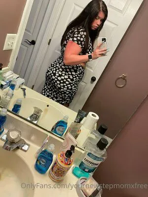 Yournewstepmomxfree OnlyFans Leaked Free Thumbnail Picture - #MQBdBqy0D0