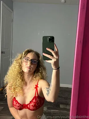 youronlyabsinthe OnlyFans Leaked Free Thumbnail Picture - #pLn48XLxMG