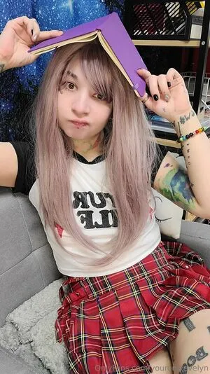 Youronlyevelyn OnlyFans Leaked Free Thumbnail Picture - #alIFg7xkw8