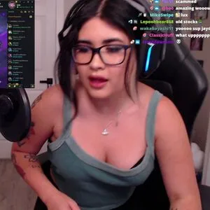 yourprincesslol OnlyFans Leaked Free Thumbnail Picture - #2e0mbUz8Vi