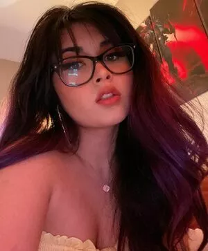 yourprincesslol OnlyFans Leaked Free Thumbnail Picture - #8HGIx5vdzM