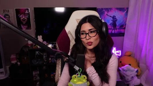yourprincesslol OnlyFans Leaked Free Thumbnail Picture - #DW4xU2hPDv