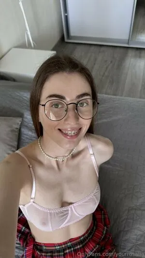 Yourrosalia OnlyFans Leaked Free Thumbnail Picture - #32Vmp1TgMQ