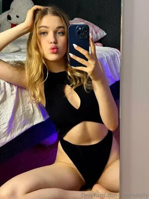 Yoursdolly OnlyFans Leaked Free Thumbnail Picture - #8gEMu5rJaT