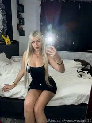 Yoursweetgirl30 OnlyFans Leaked Free Thumbnail Picture - #DavJVWcmx1