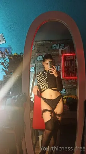 Yourthicness Free OnlyFans Leaked Free Thumbnail Picture - #Q8kFonxTqa