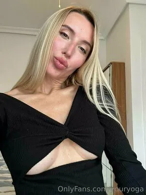 Youryoga OnlyFans Leaked Free Thumbnail Picture - #lwl5JIxCSl