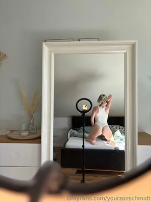Yourzoeschmidt OnlyFans Leaked Free Thumbnail Picture - #7OOKF3Kssm