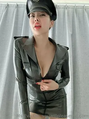 Youwillplease Me OnlyFans Leaked Free Thumbnail Picture - #4iib25mzFp