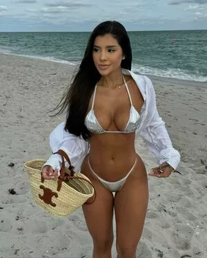 Yris Araujo OnlyFans Leaked Free Thumbnail Picture - #O5pb26ZXRB